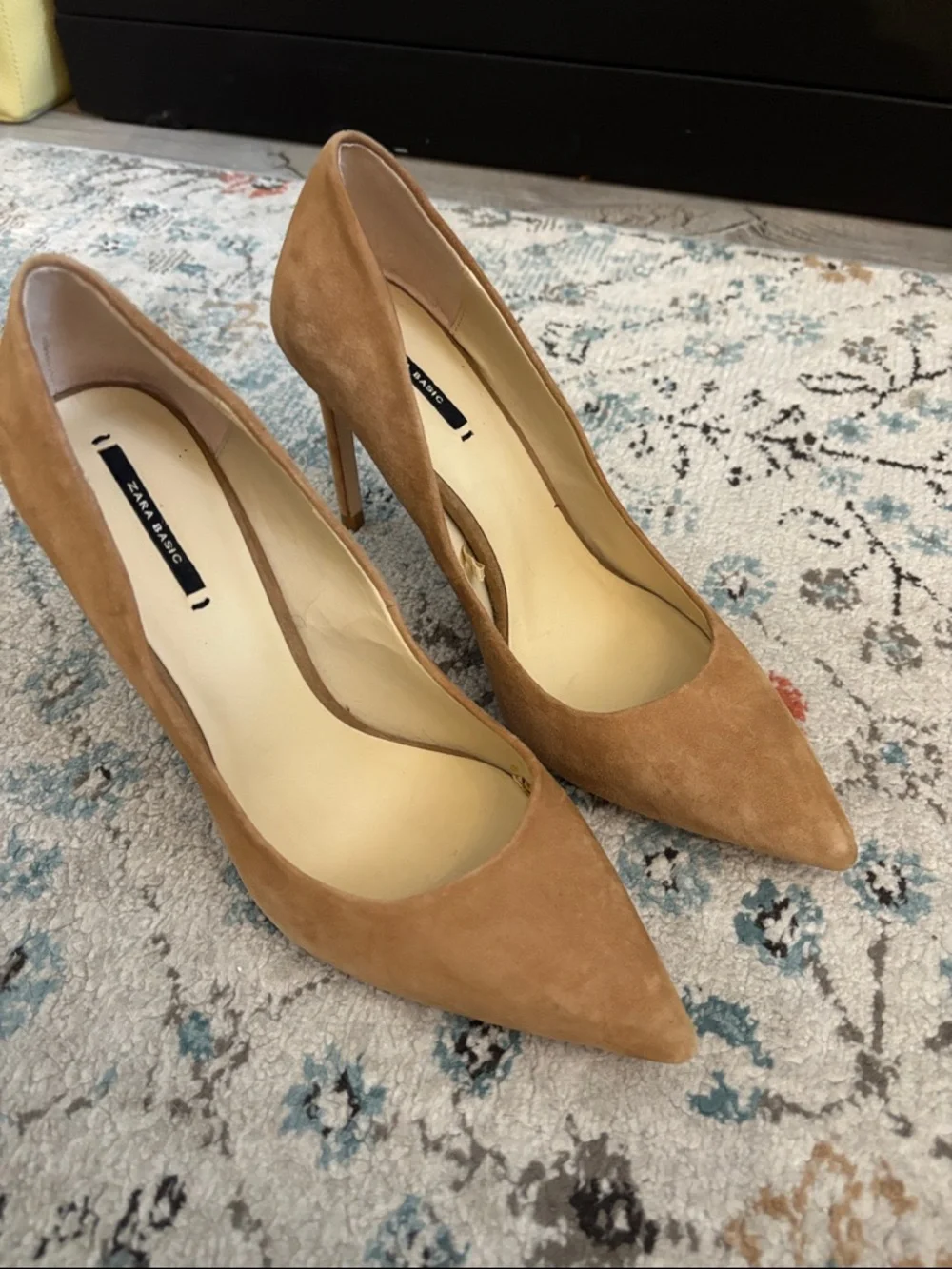 Zara Camel Suede Pointed-Toe Stiletto Pumps - Picture 1 of 3